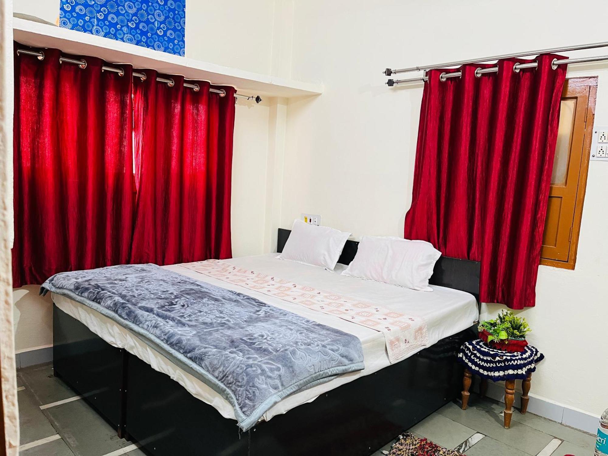 Tiwari G Home Stay Udždžain Exteriér fotografie